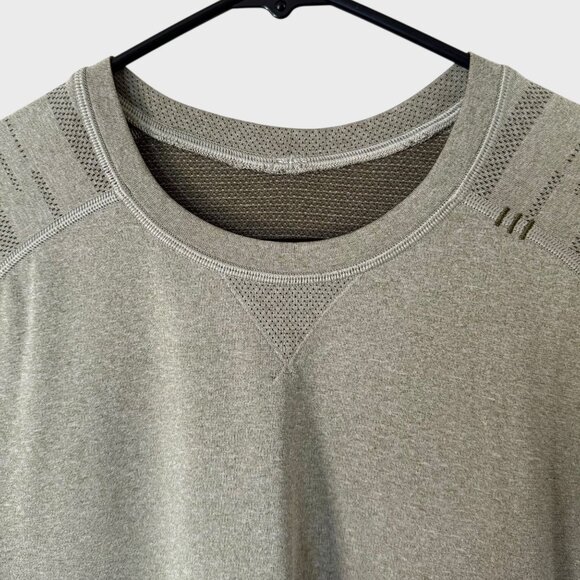 Lululemon Metal Vent Tech Long-Sleeve Shirt Green Men's Medium Casual Activewear - Picture 5 of 12